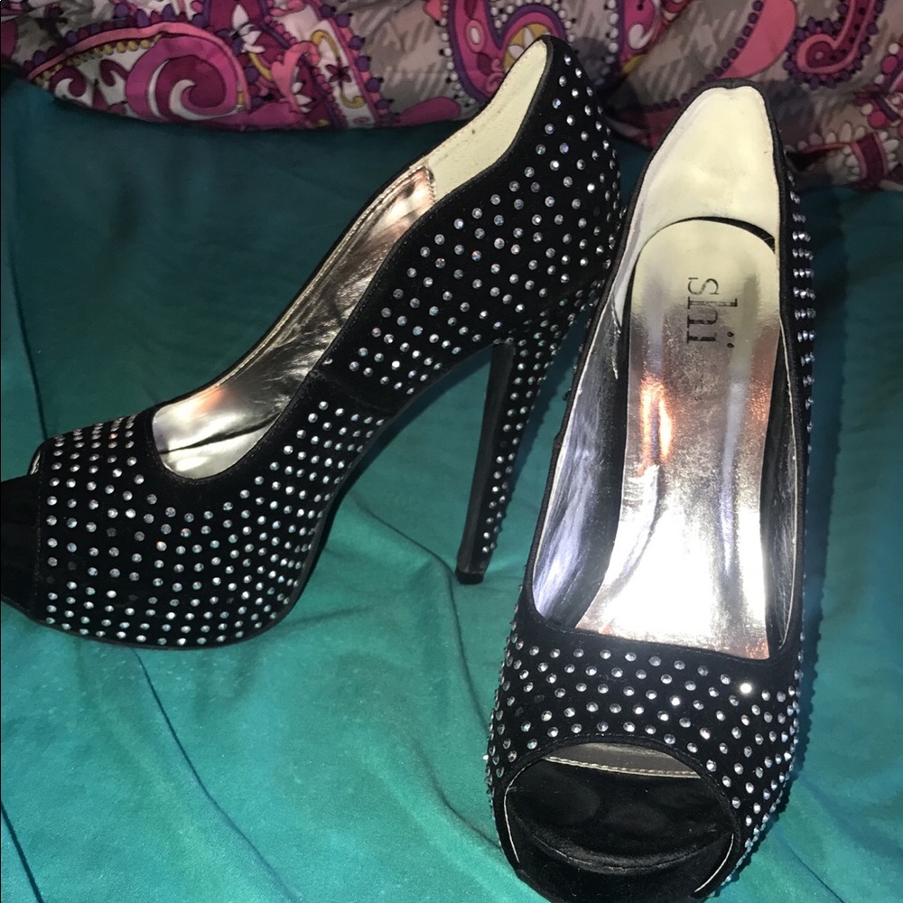 Prom shoes
